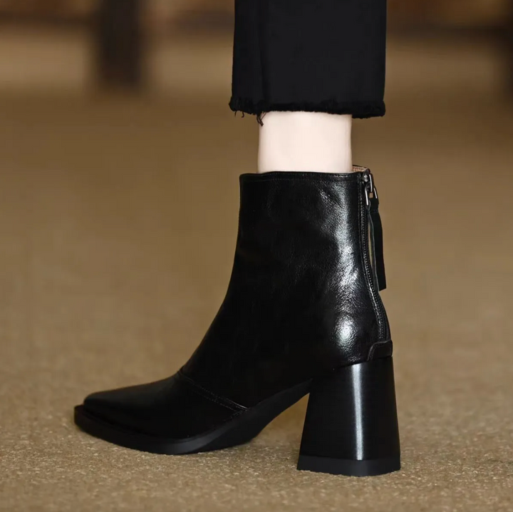 Lunelle™ — luksusowe botki na średnim obcasie