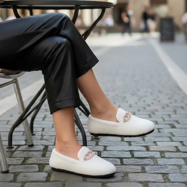 Esme™ – luksusowe błyszczące kapcie